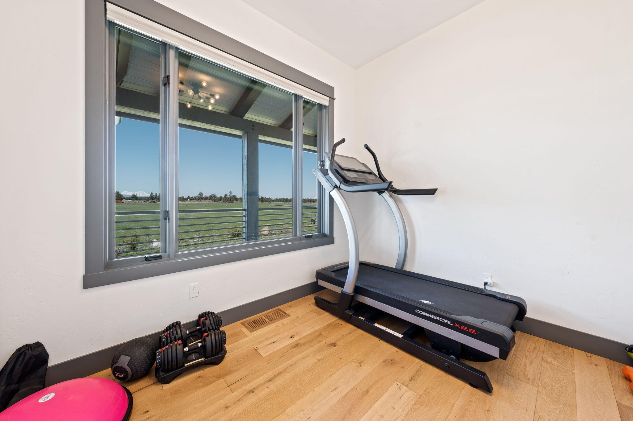 23636 Ten Barr Trail