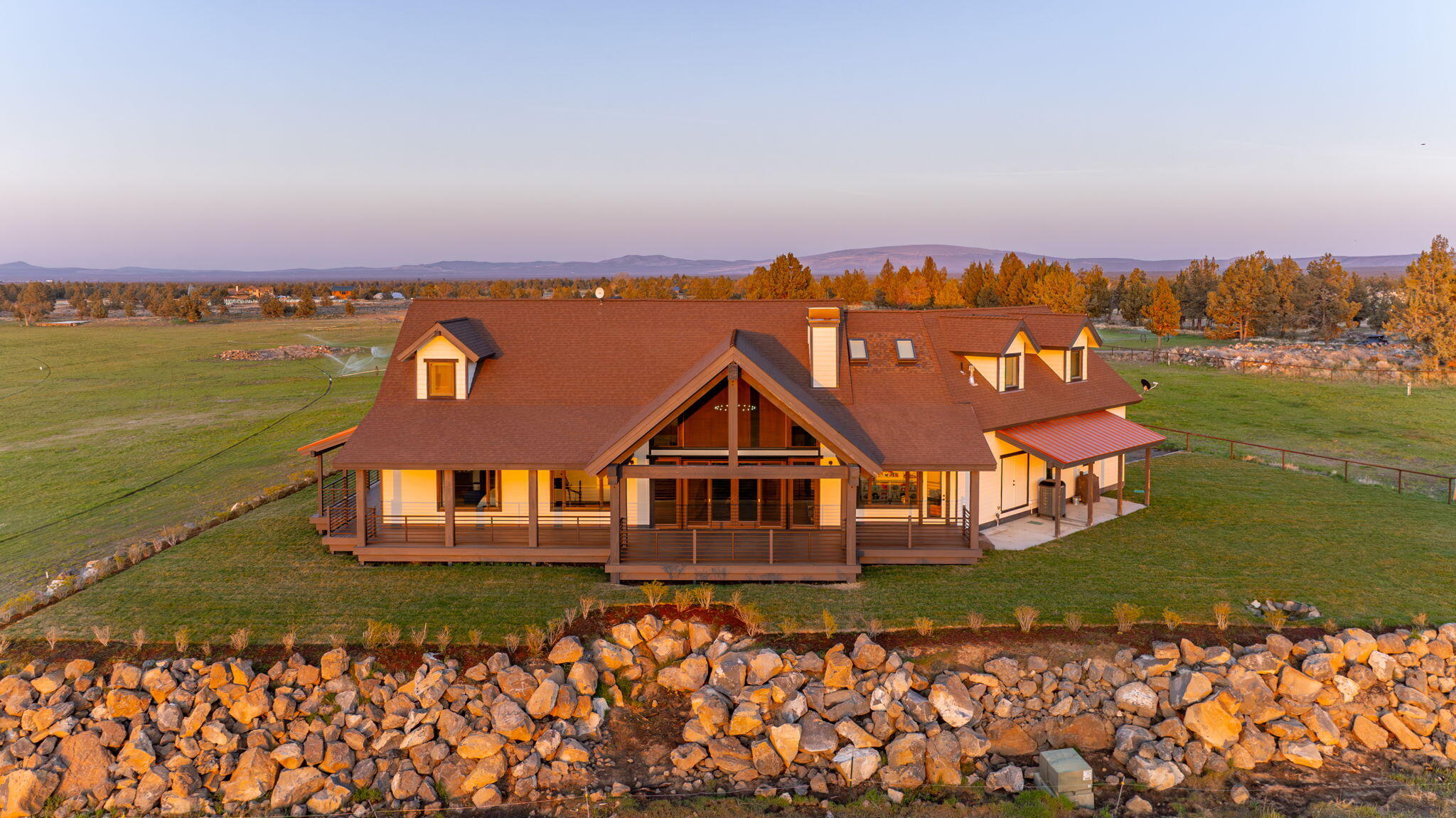 23636 Ten Barr Trail