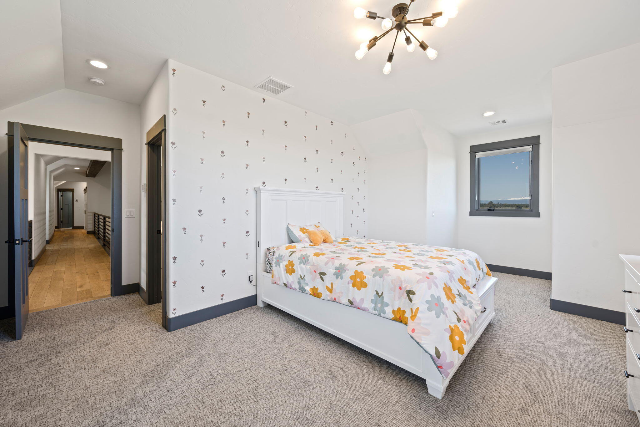 23636 Ten Barr Trail