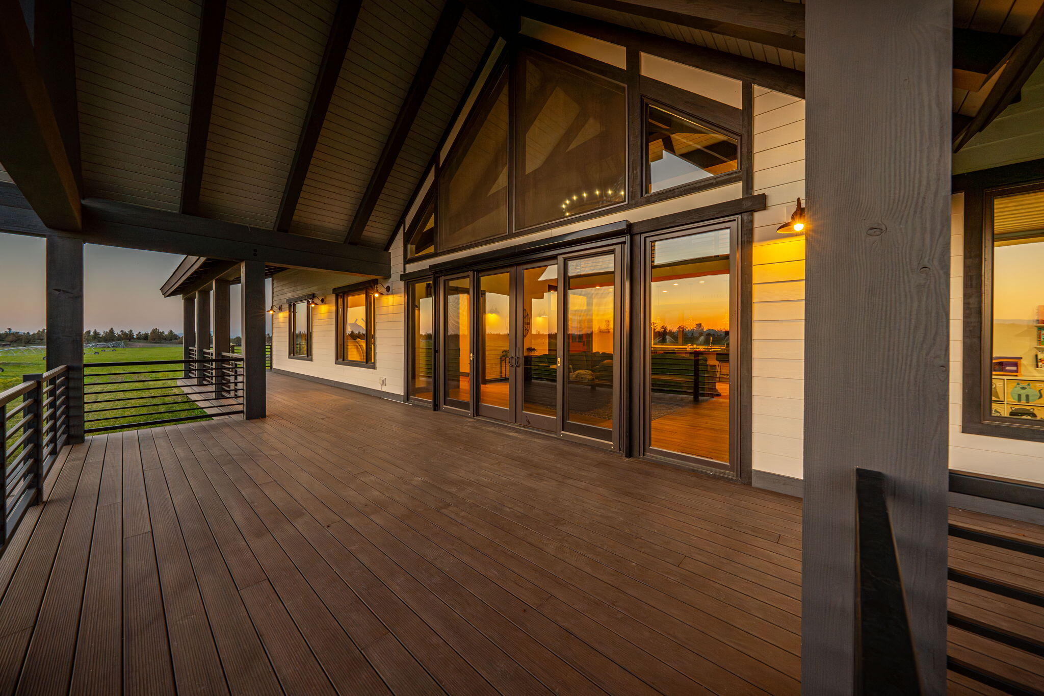 23636 Ten Barr Trail