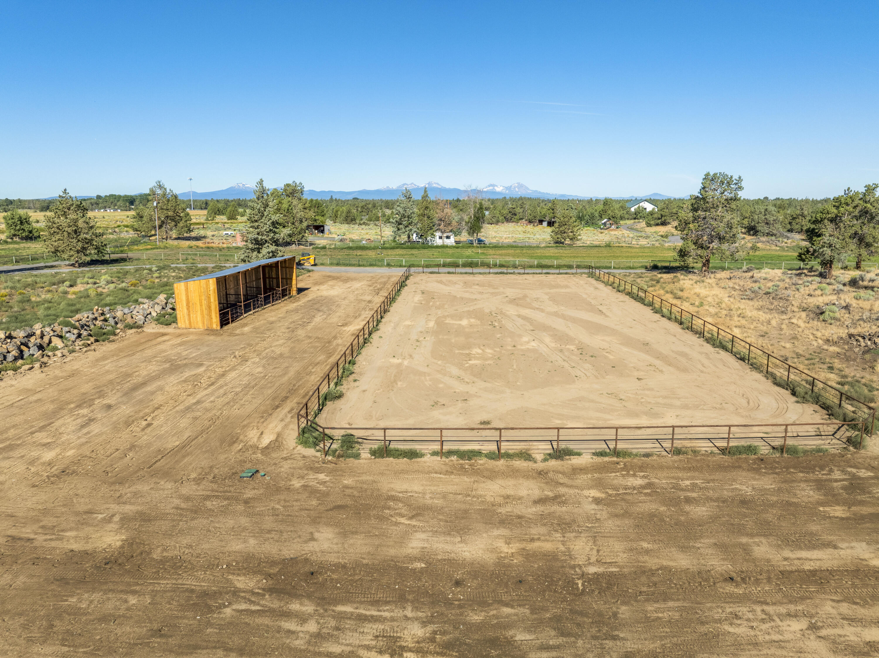 23636 Ten Barr Trail