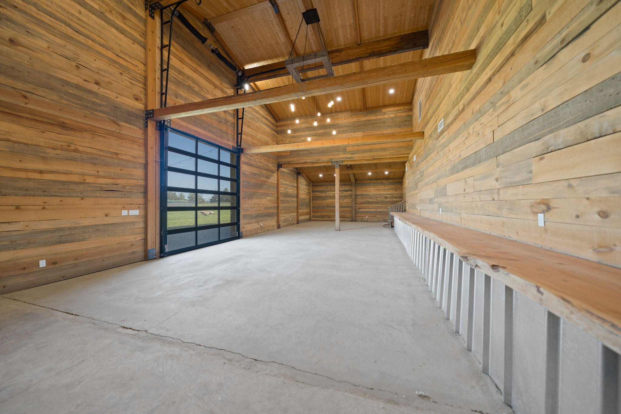 23636 Ten Barr Trail