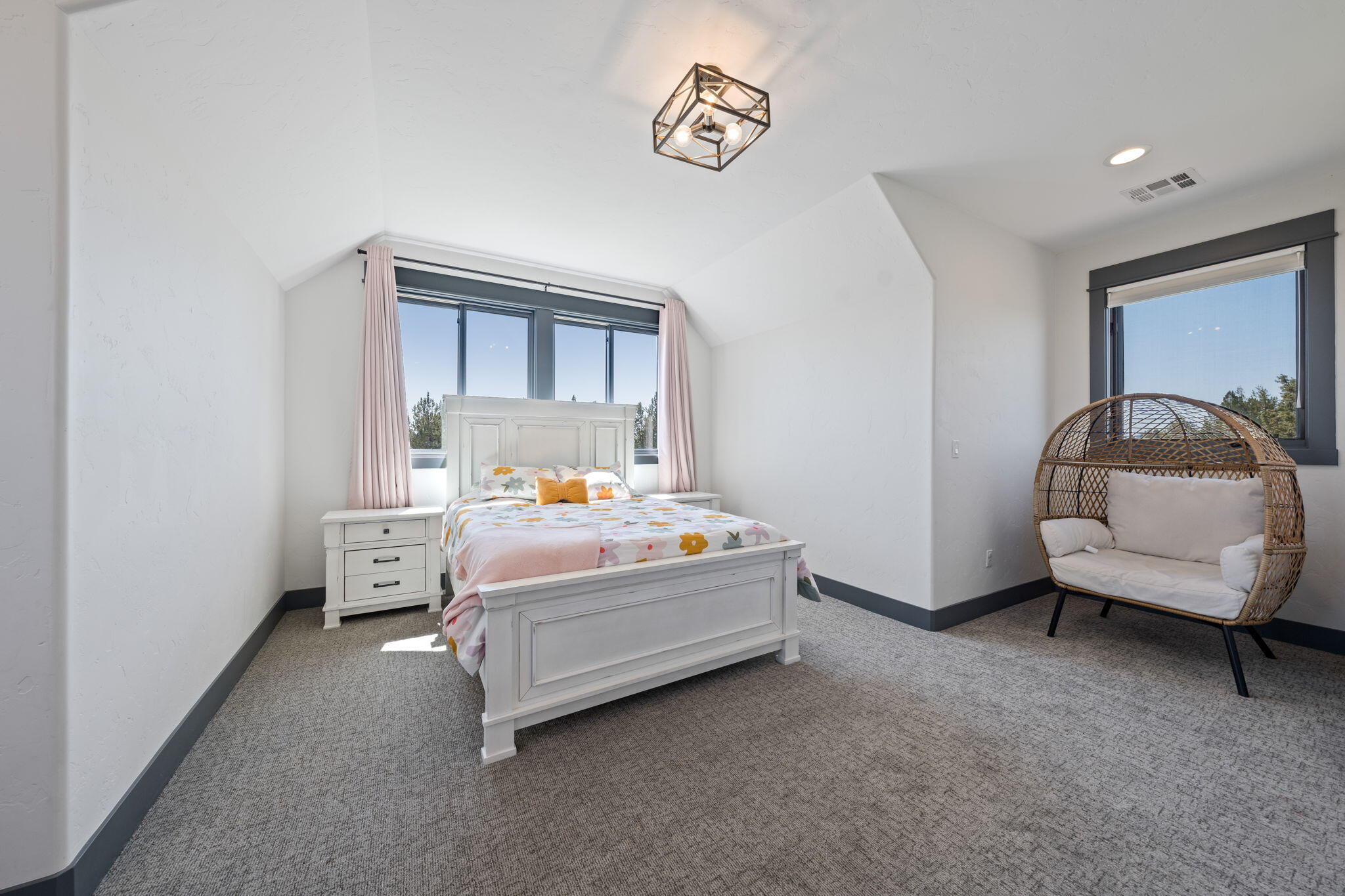 23636 Ten Barr Trail