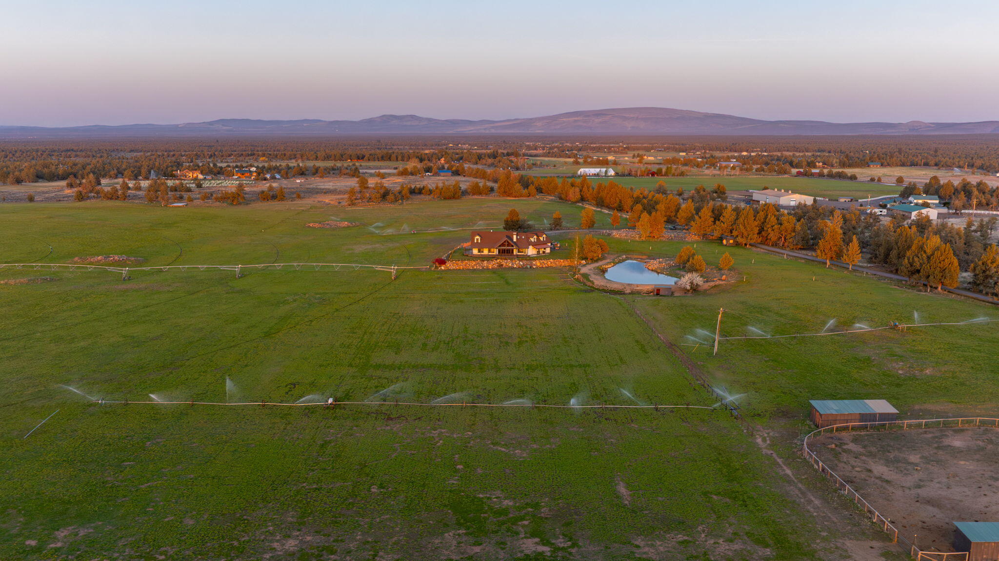 23636 Ten Barr Trail