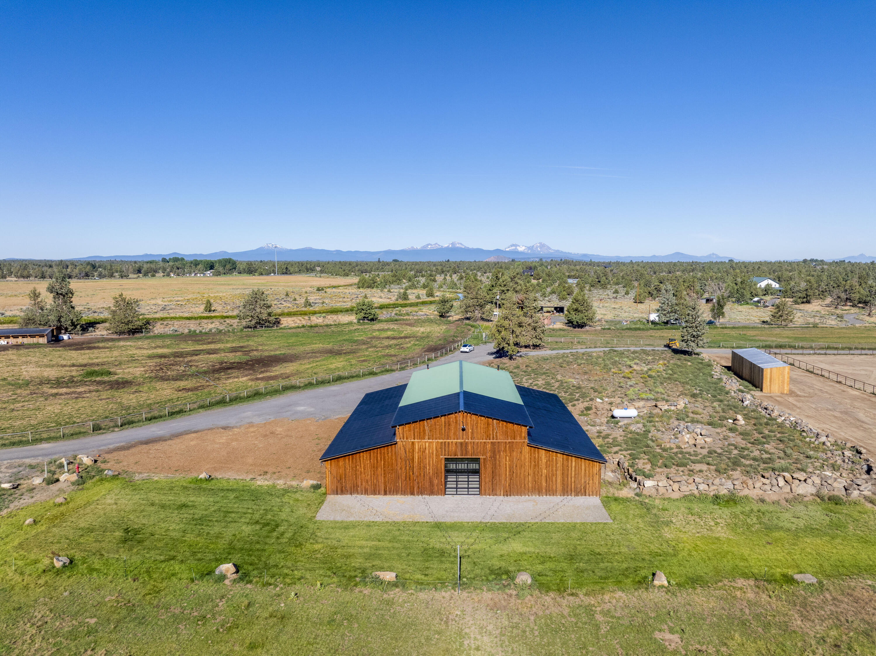 23636 Ten Barr Trail