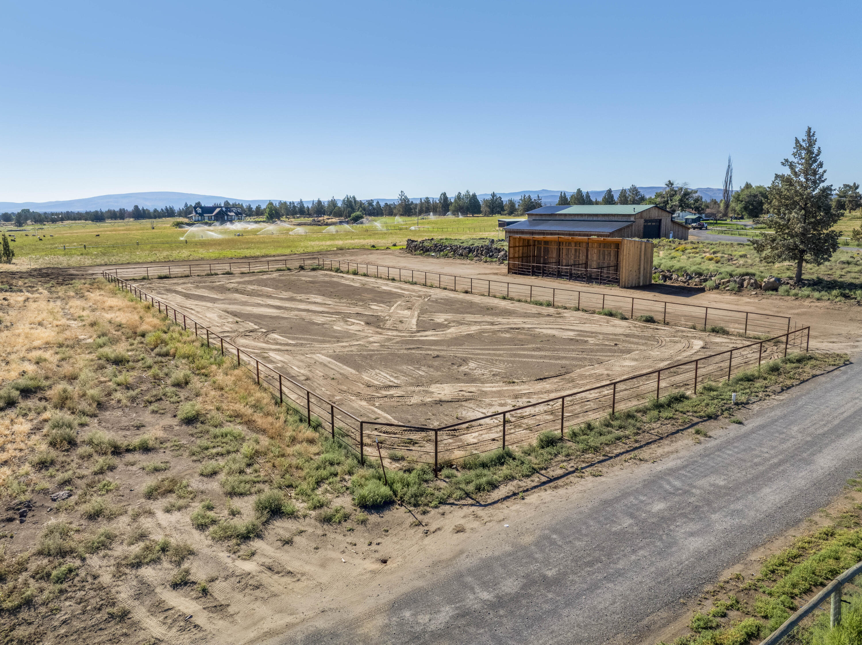 23636 Ten Barr Trail