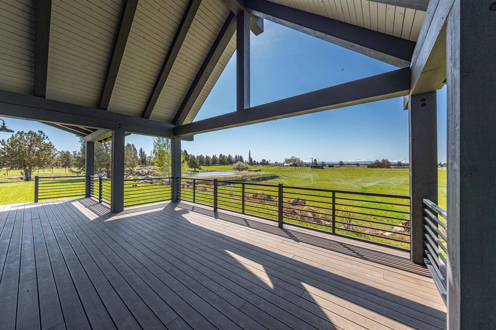 23636 Ten Barr Trail