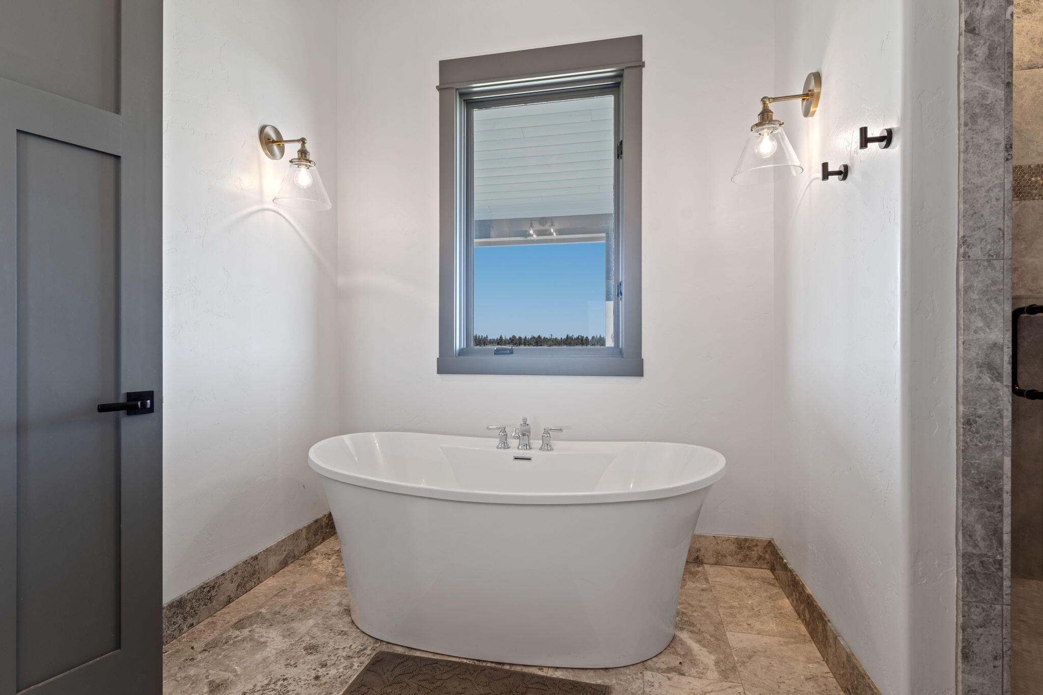 23636 Ten Barr Trail