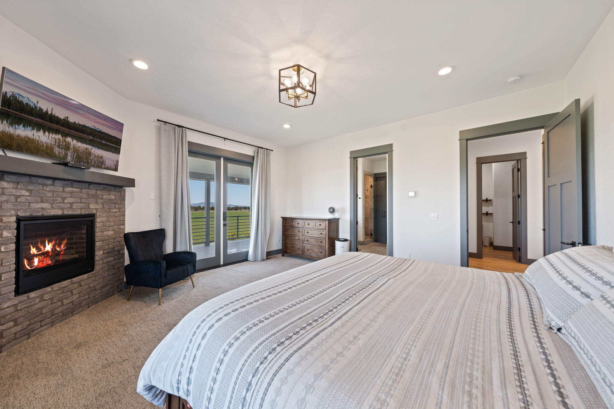 23636 Ten Barr Trail