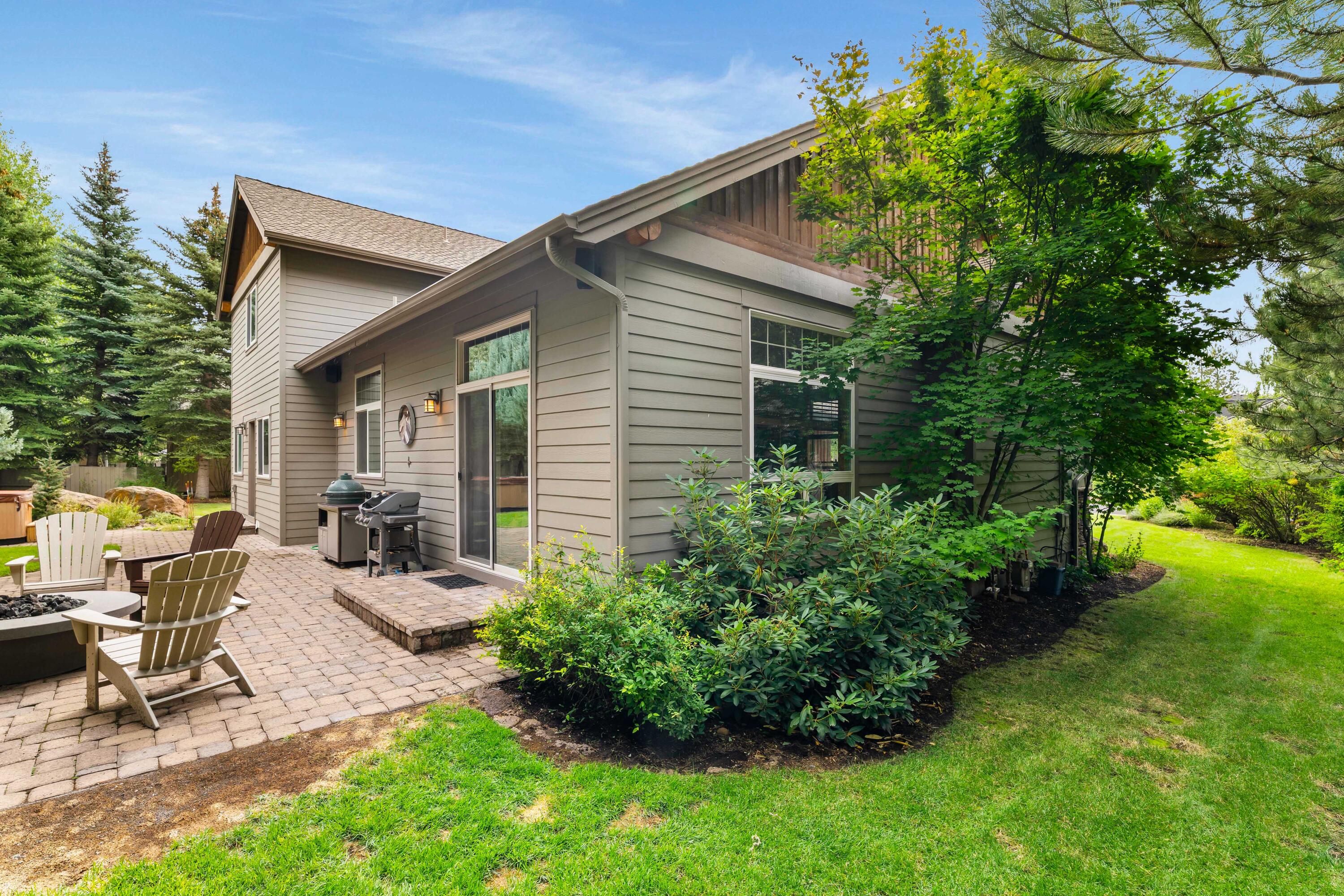 19407 Charleswood Lane