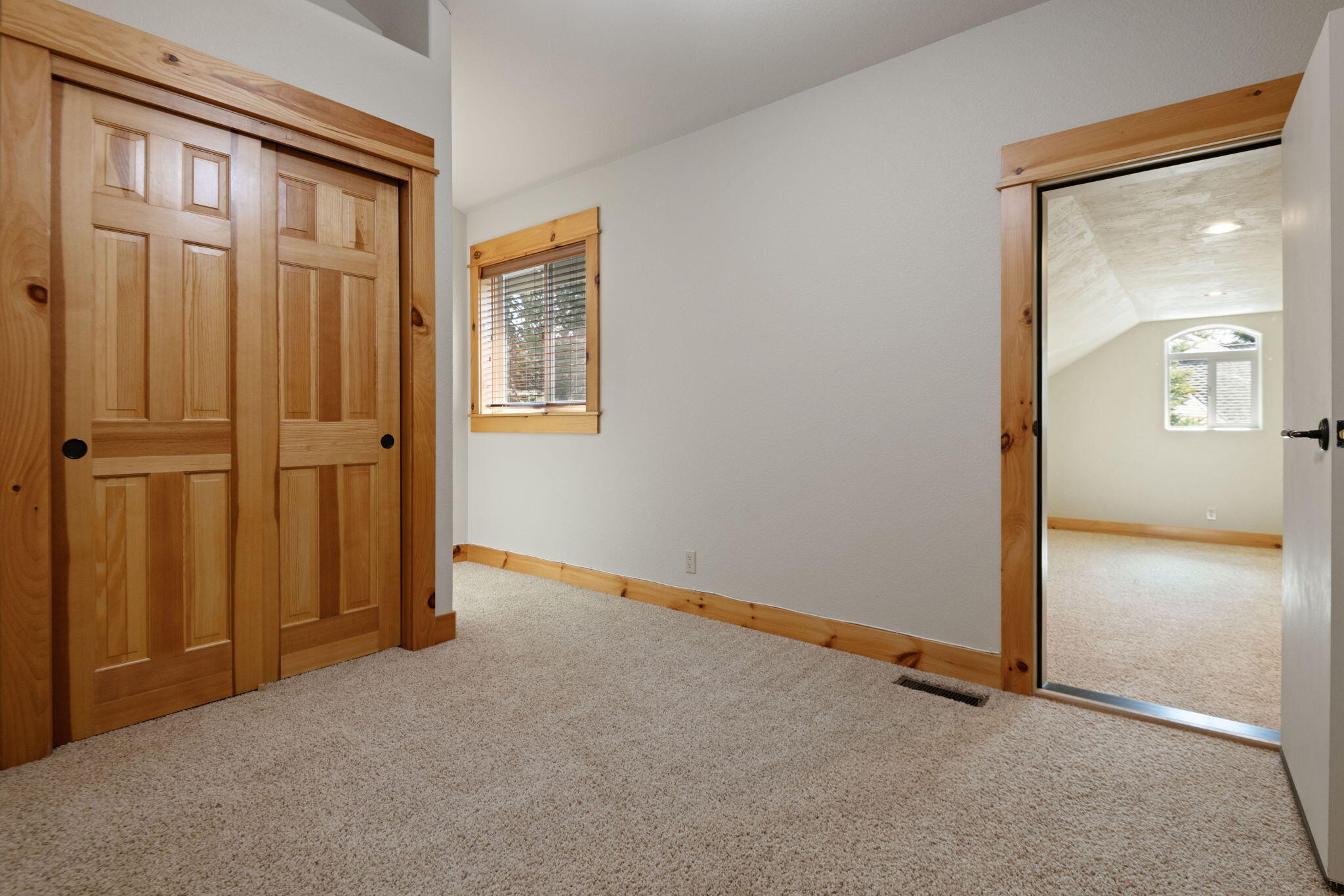 19407 Charleswood Lane