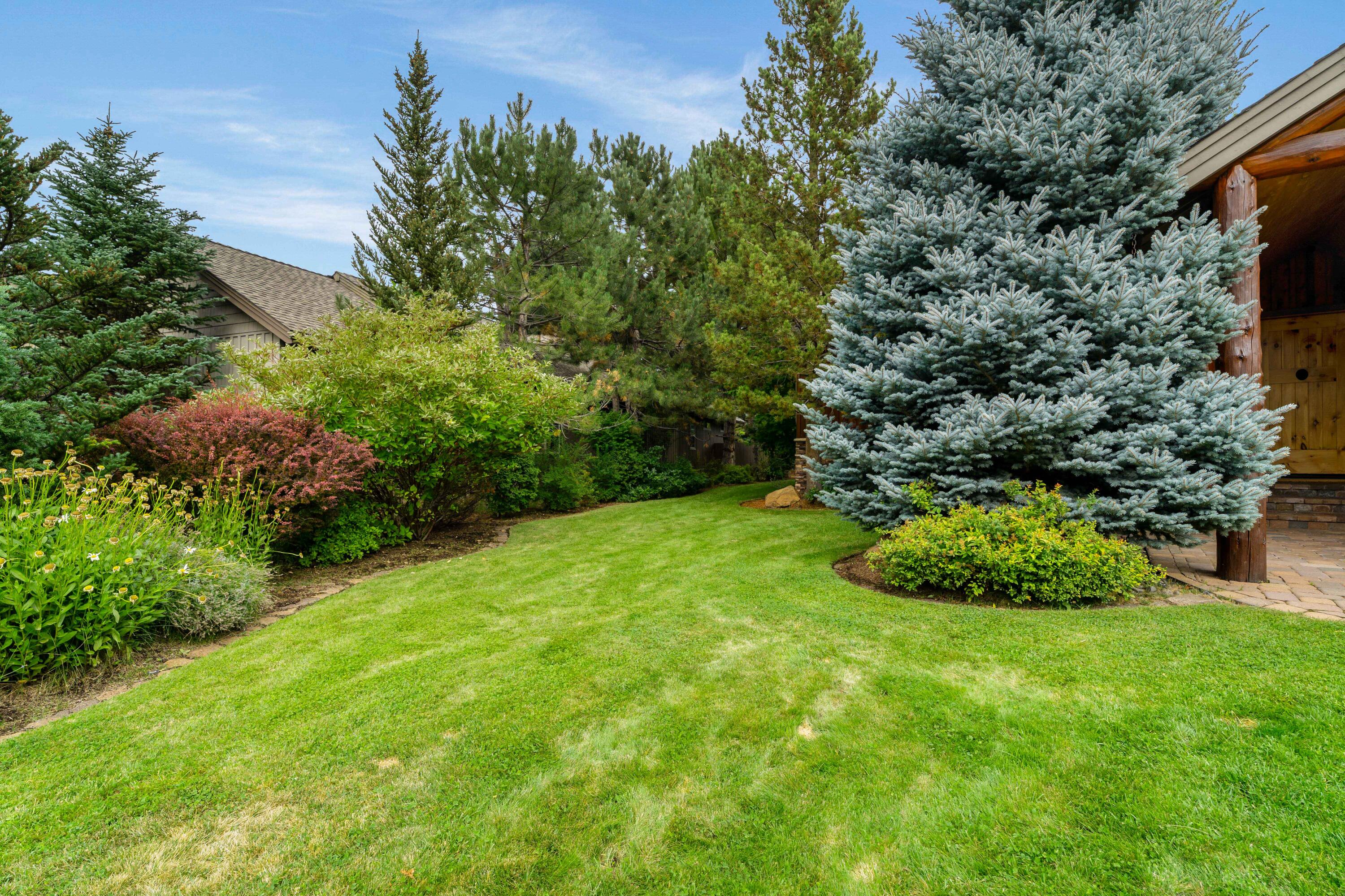 19407 Charleswood Lane