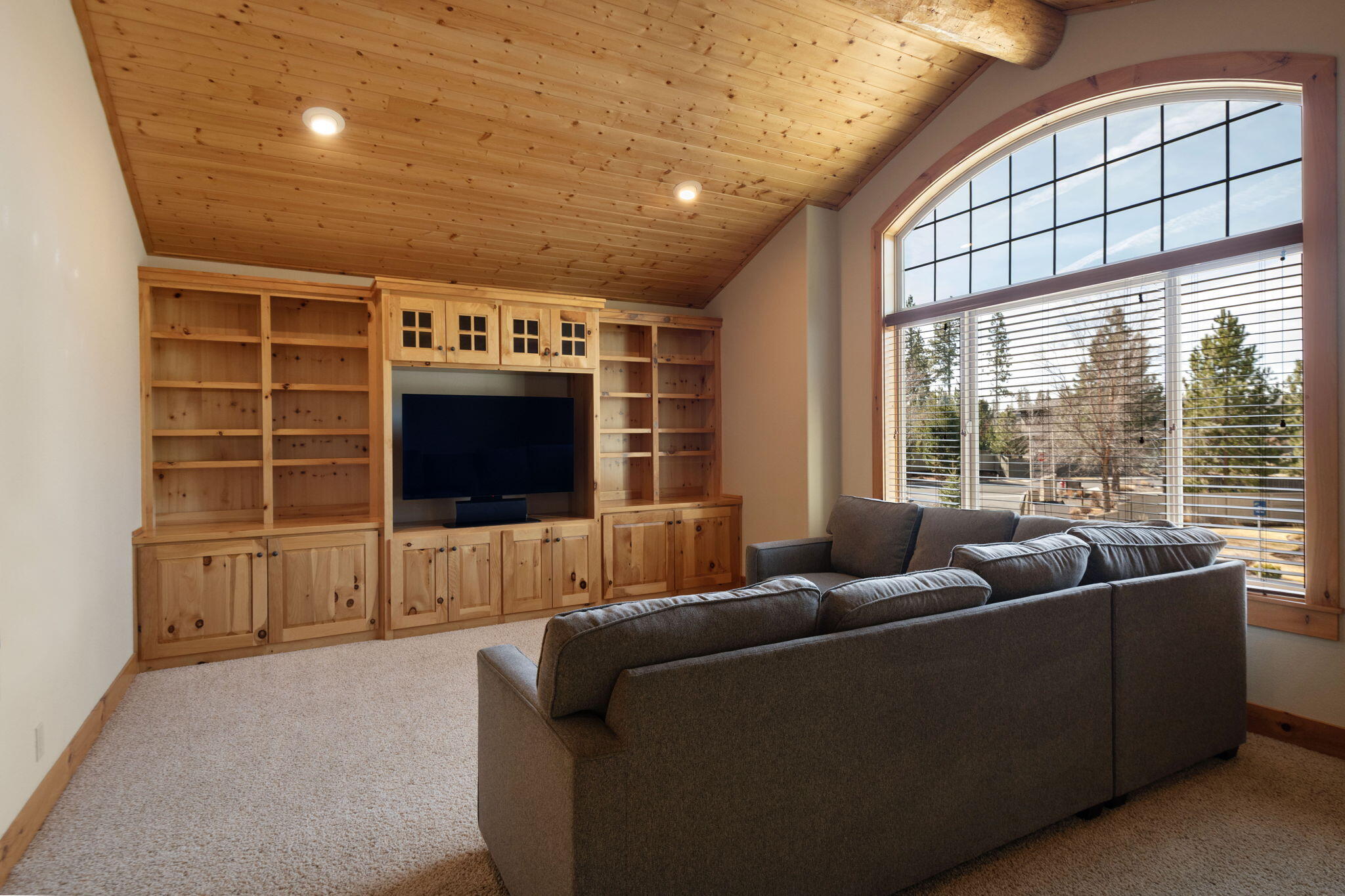 19407 Charleswood Lane