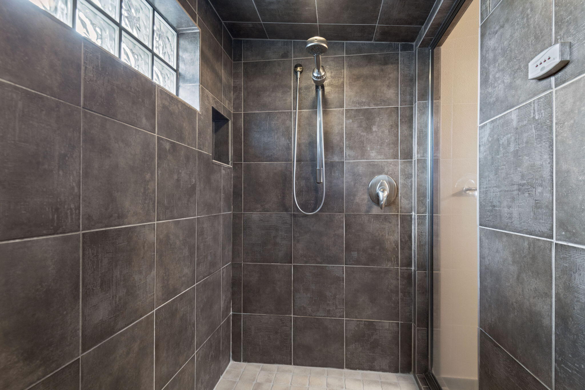 800 NW Archie Briggs Road