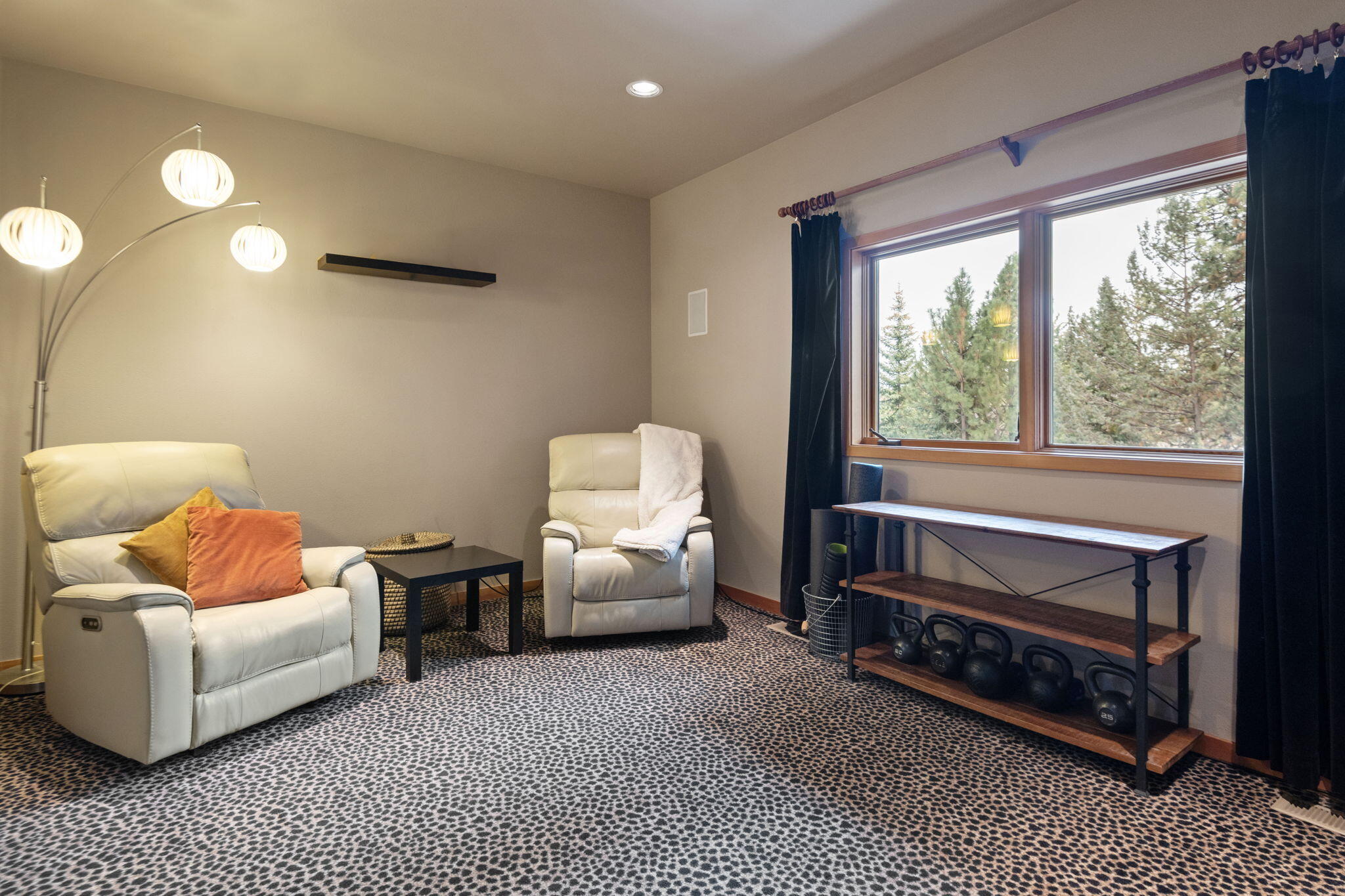 800 NW Archie Briggs Road