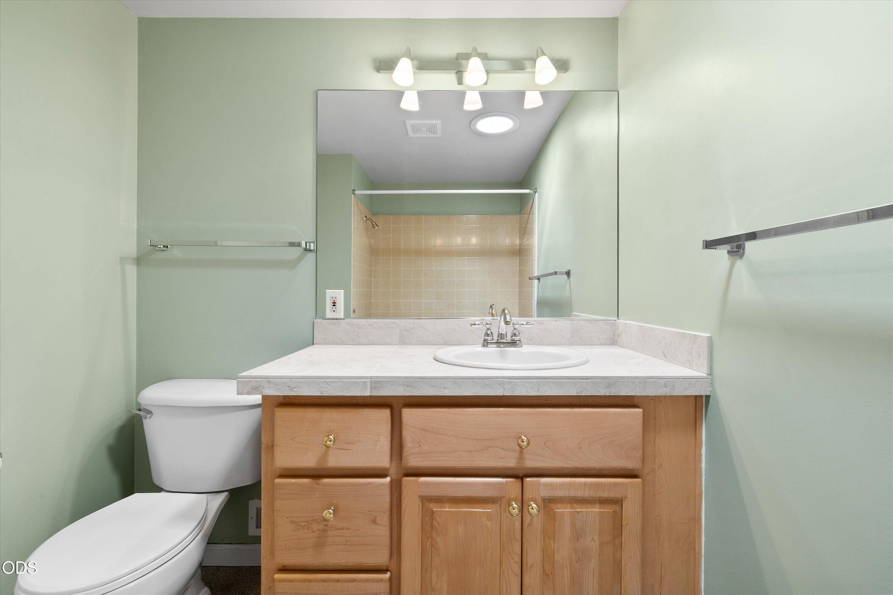 2359 NW Lakeside Place