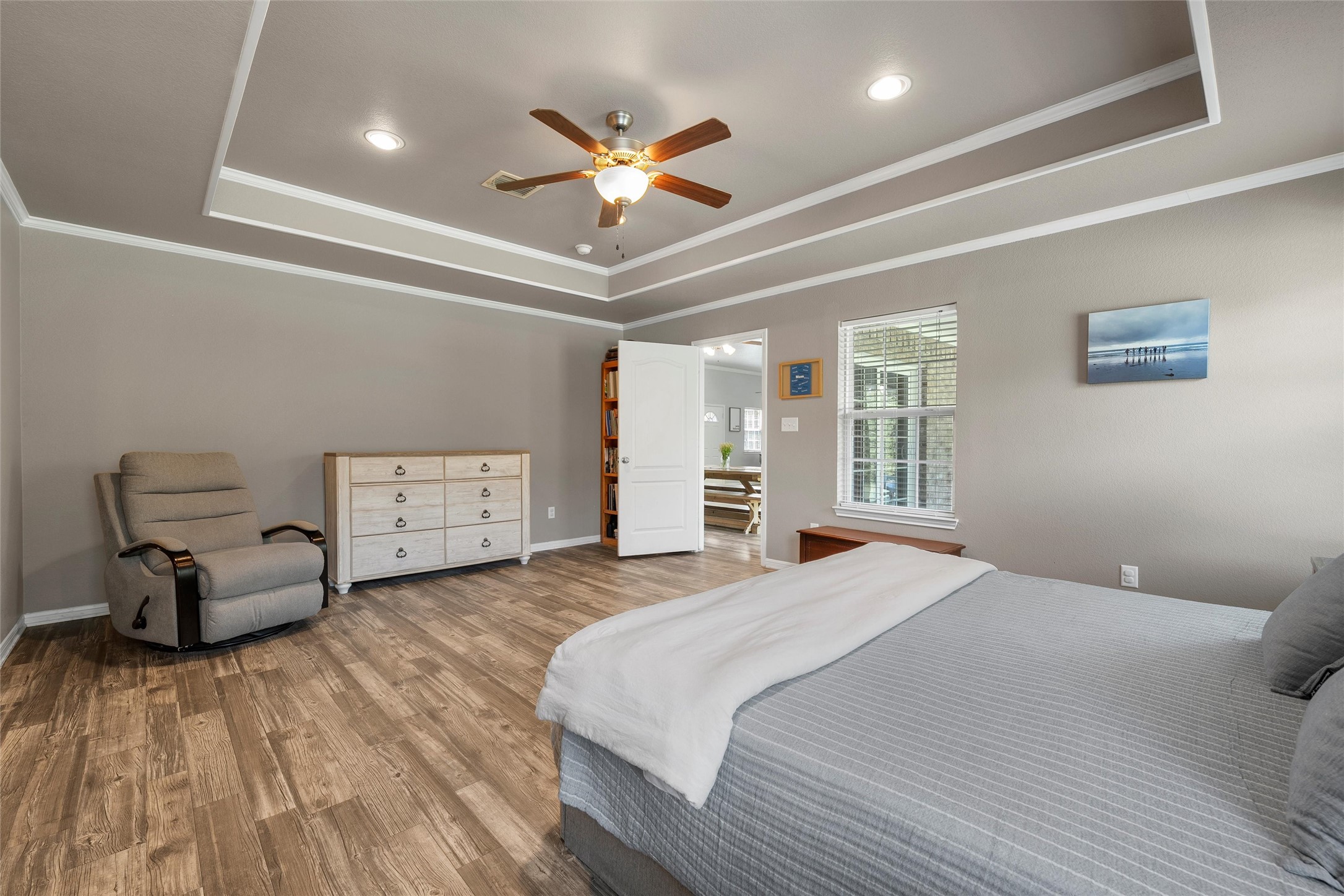 878 Shady Lane