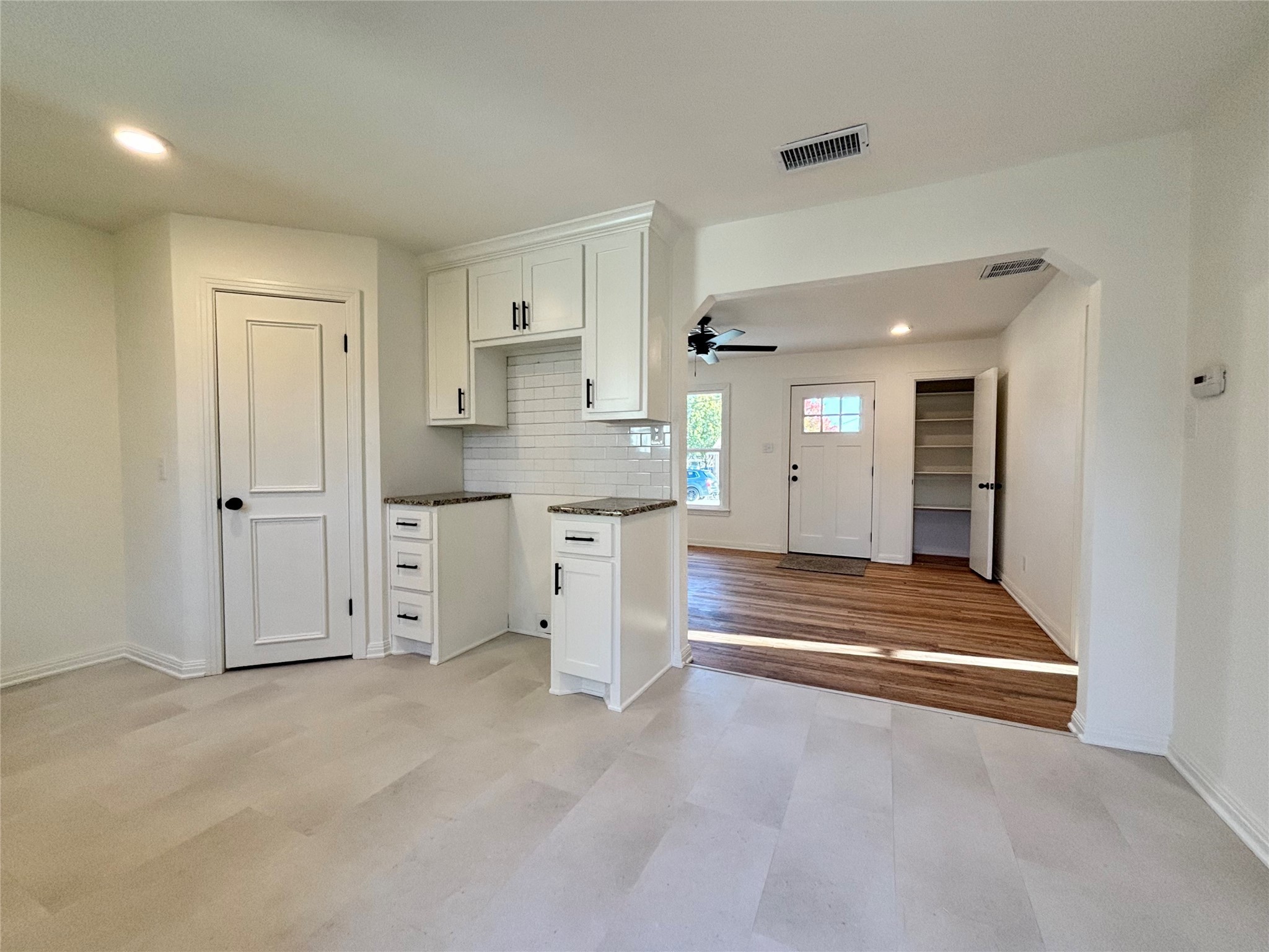 1104 W 10th Street