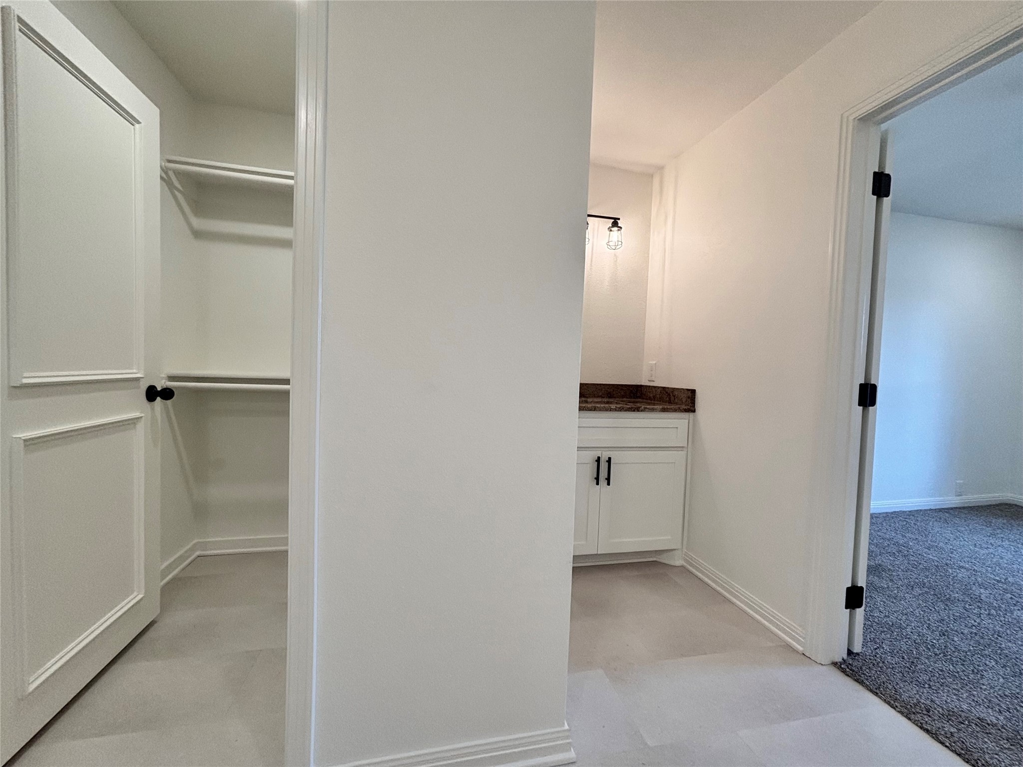 1104 W 10th Street