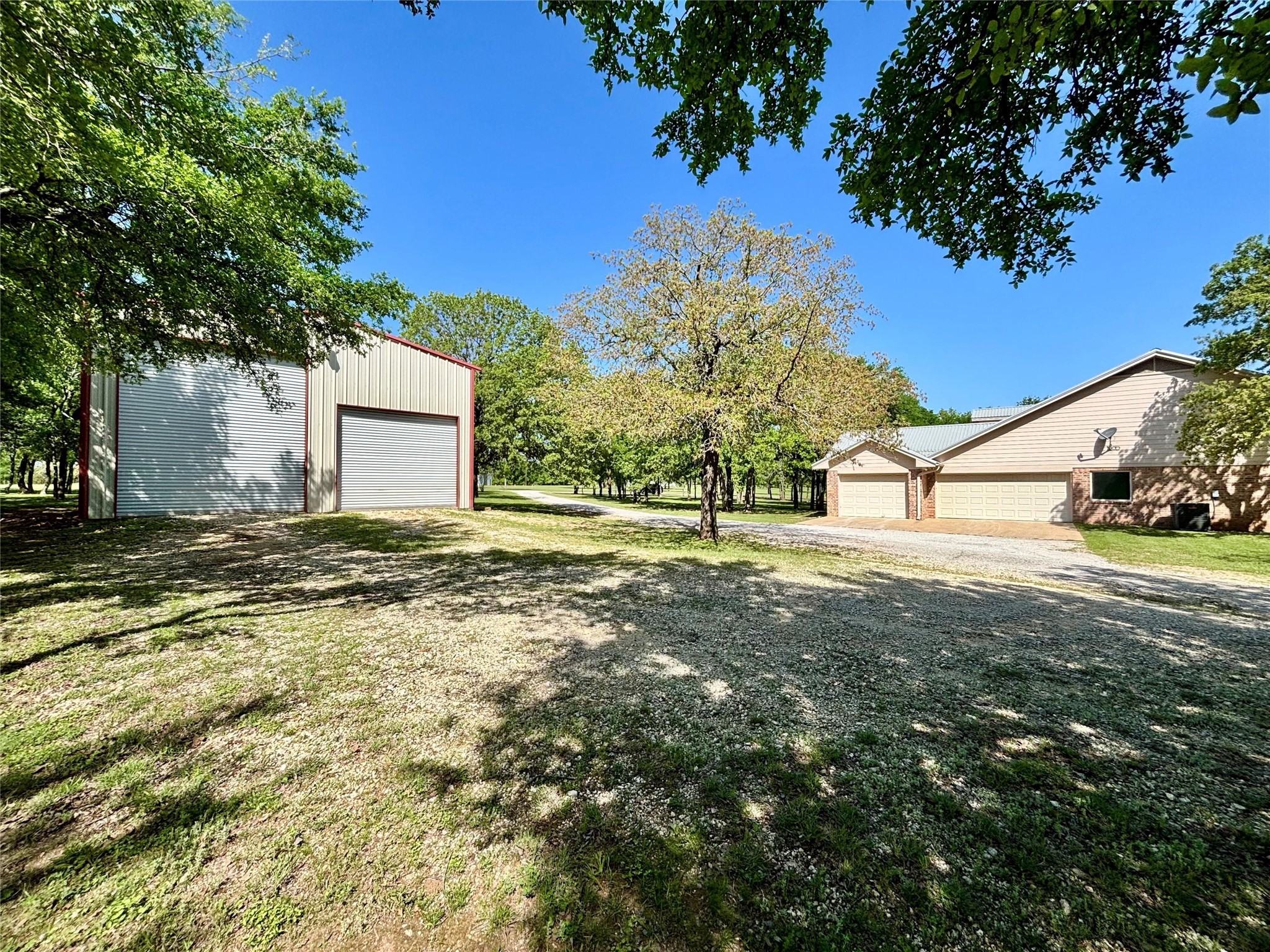 511 Private Road 1408