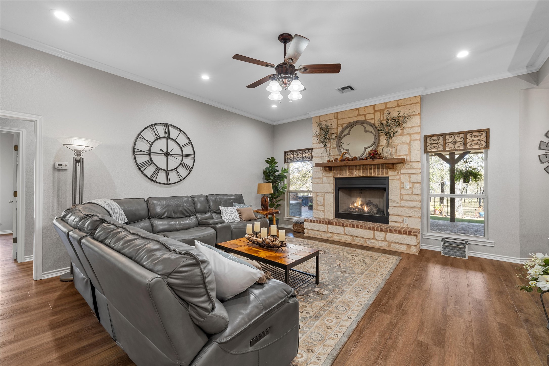 511 Private Road 1408