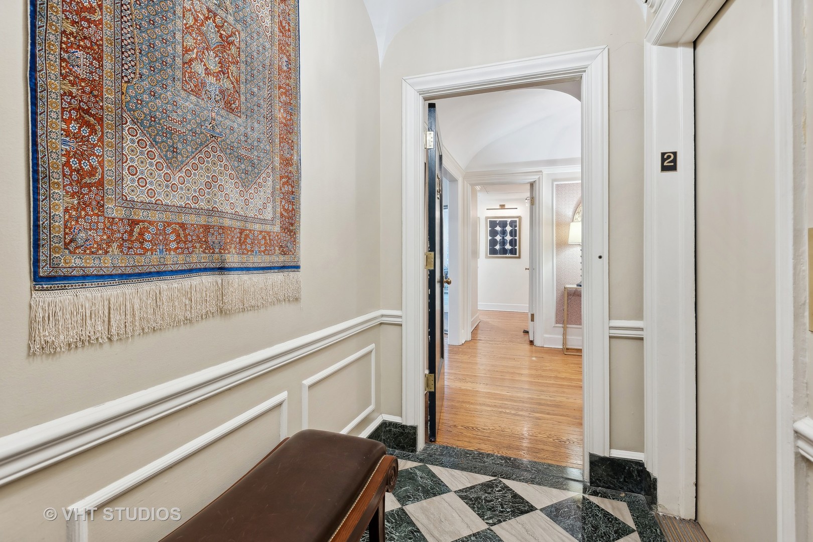 70 E Cedar Street Unit: 2W