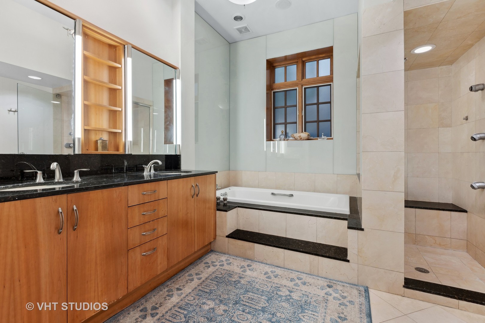 2137 N Seminary Avenue