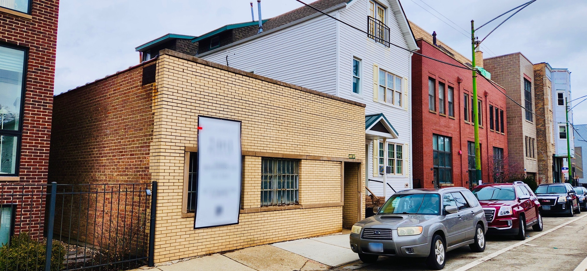 2461 N Clybourn Avenue