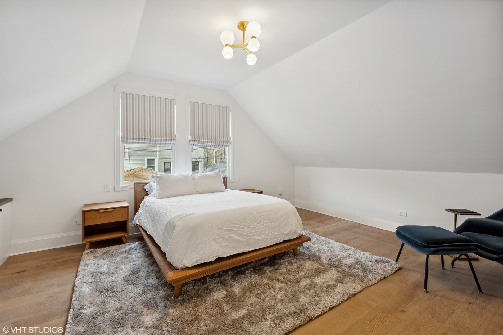 1930 N Honore Street Unit: CH