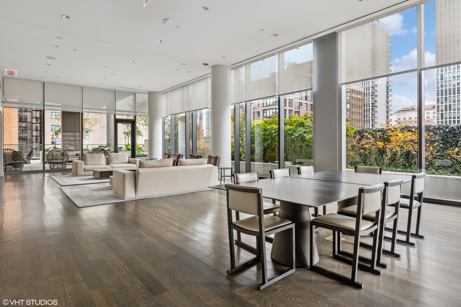 4 E Elm Street Unit: 22S