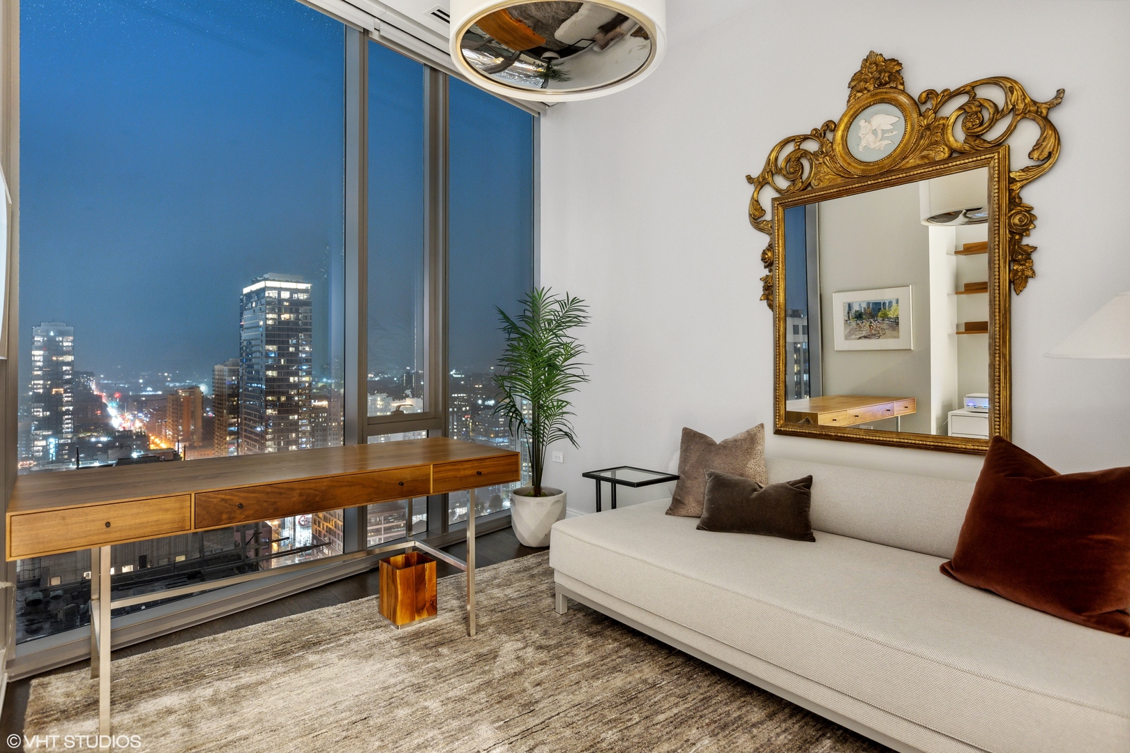 4 E Elm Street Unit: 22S