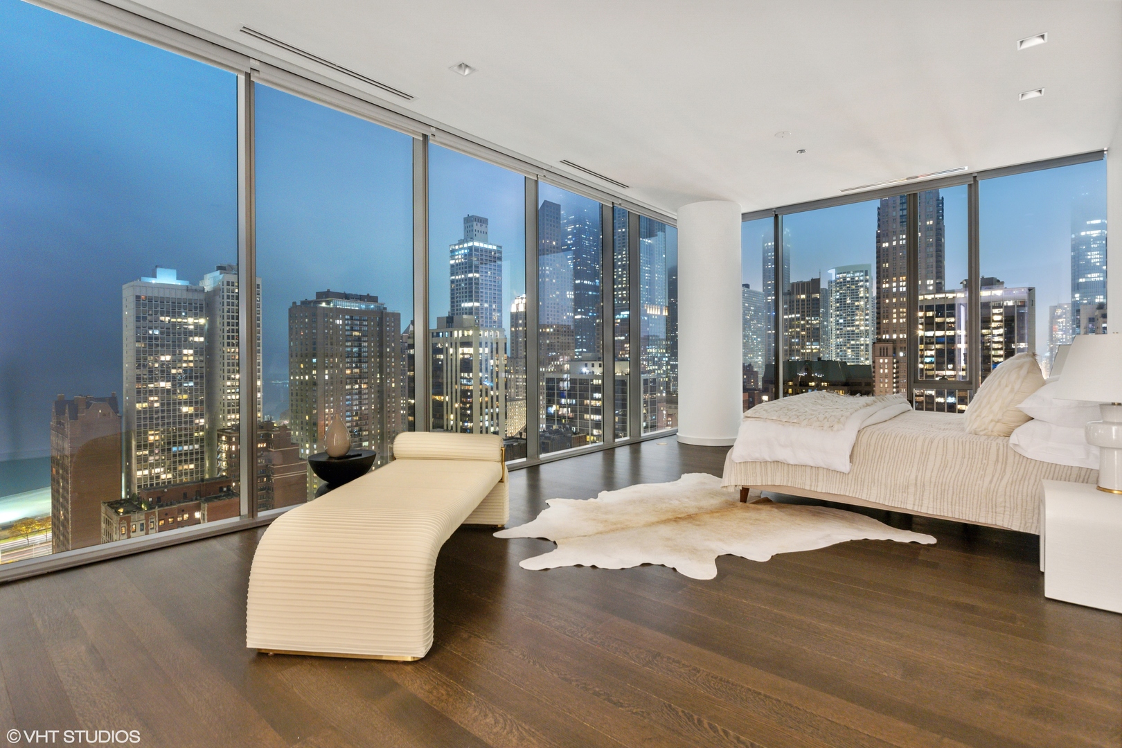 4 E Elm Street Unit: 22S