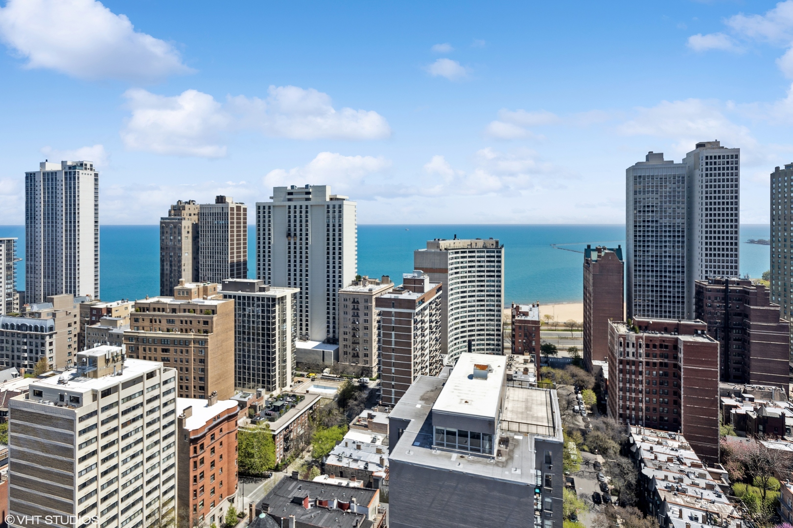 4 E Elm Street Unit: 22S