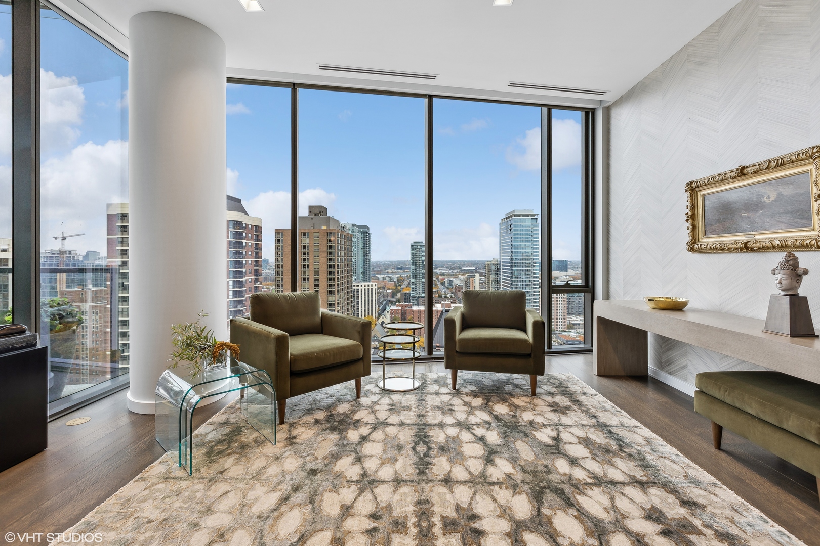 4 E Elm Street Unit: 22S