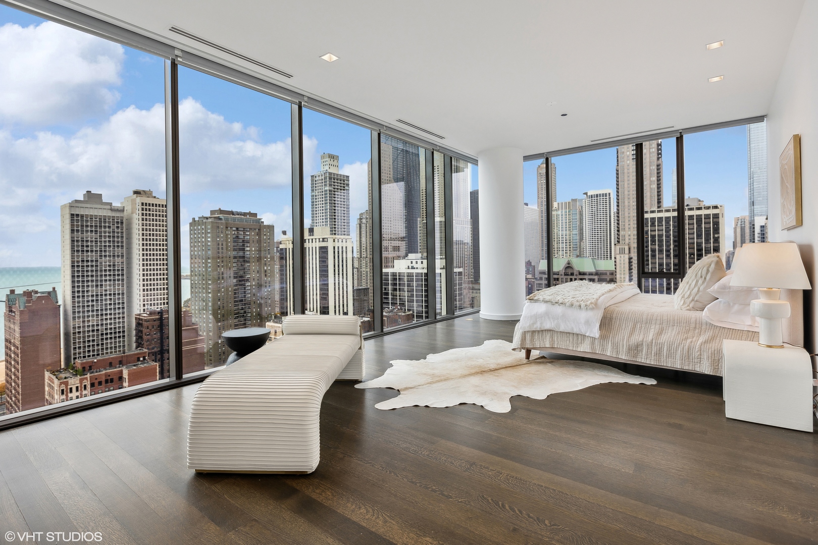 4 E Elm Street Unit: 22S