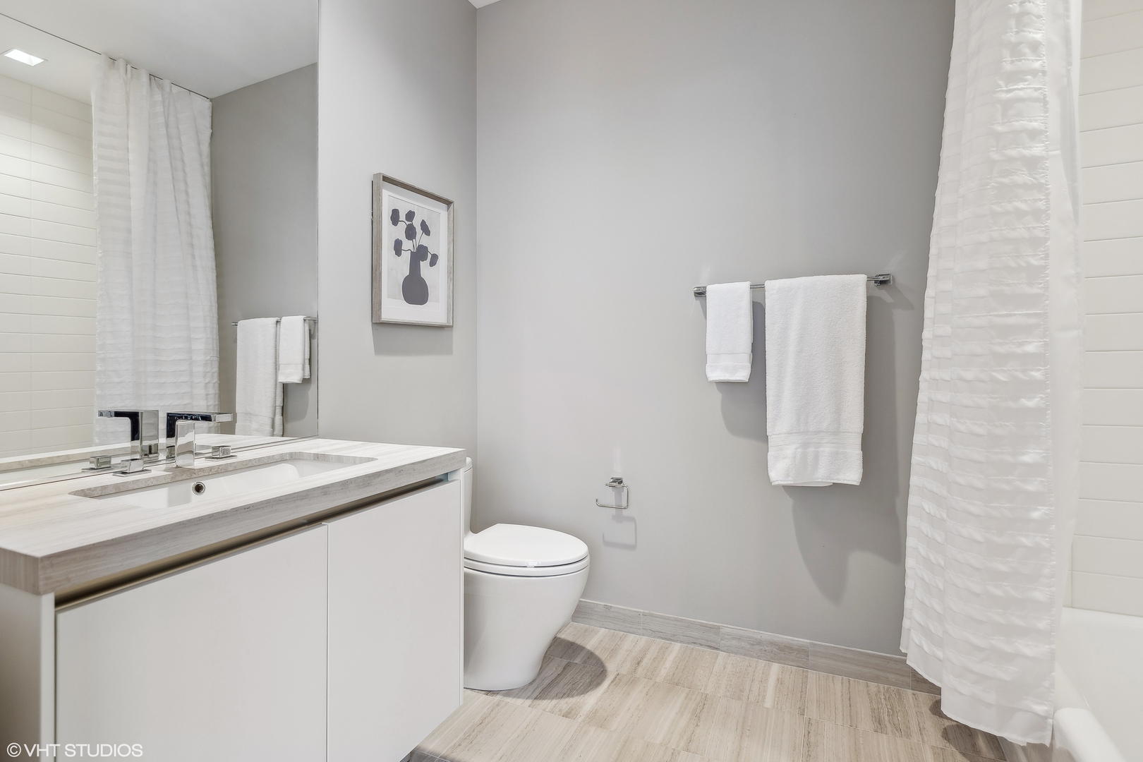 4 E Elm Street Unit: 22S