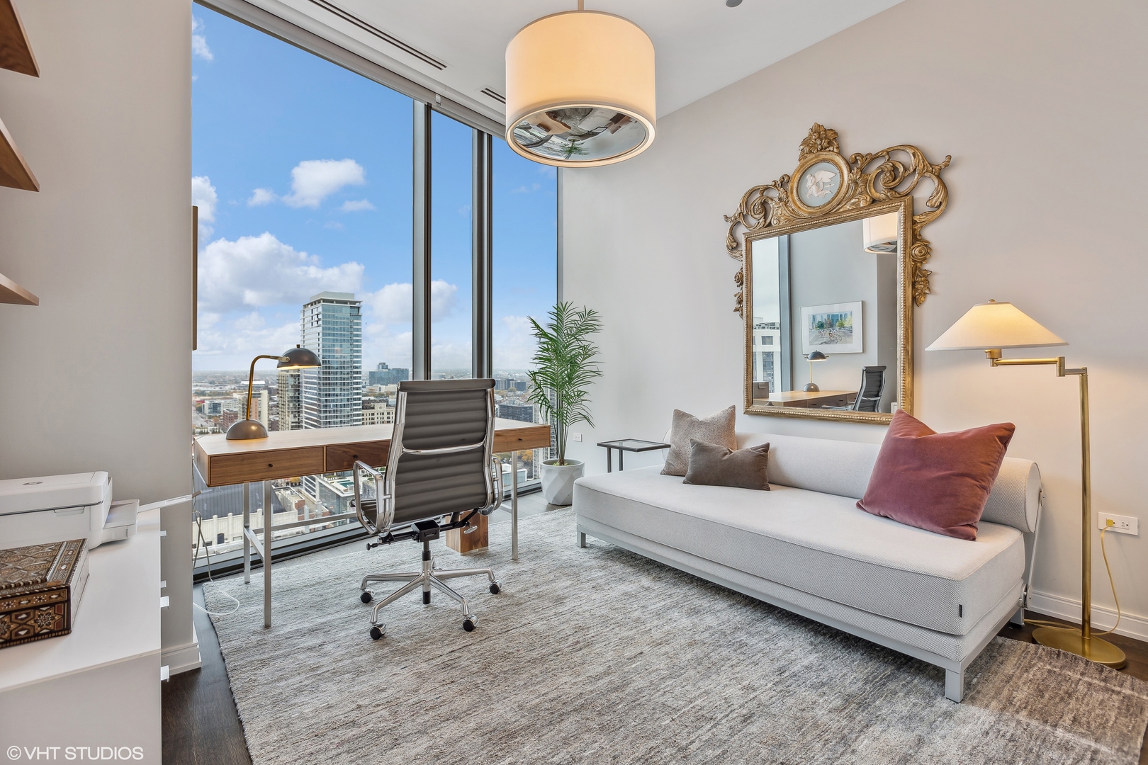 4 E Elm Street Unit: 22S