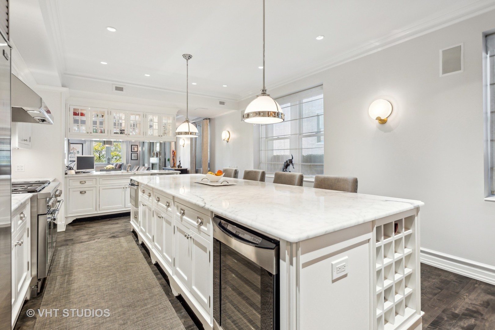 189 E Lake Shore Drive Unit: 2E