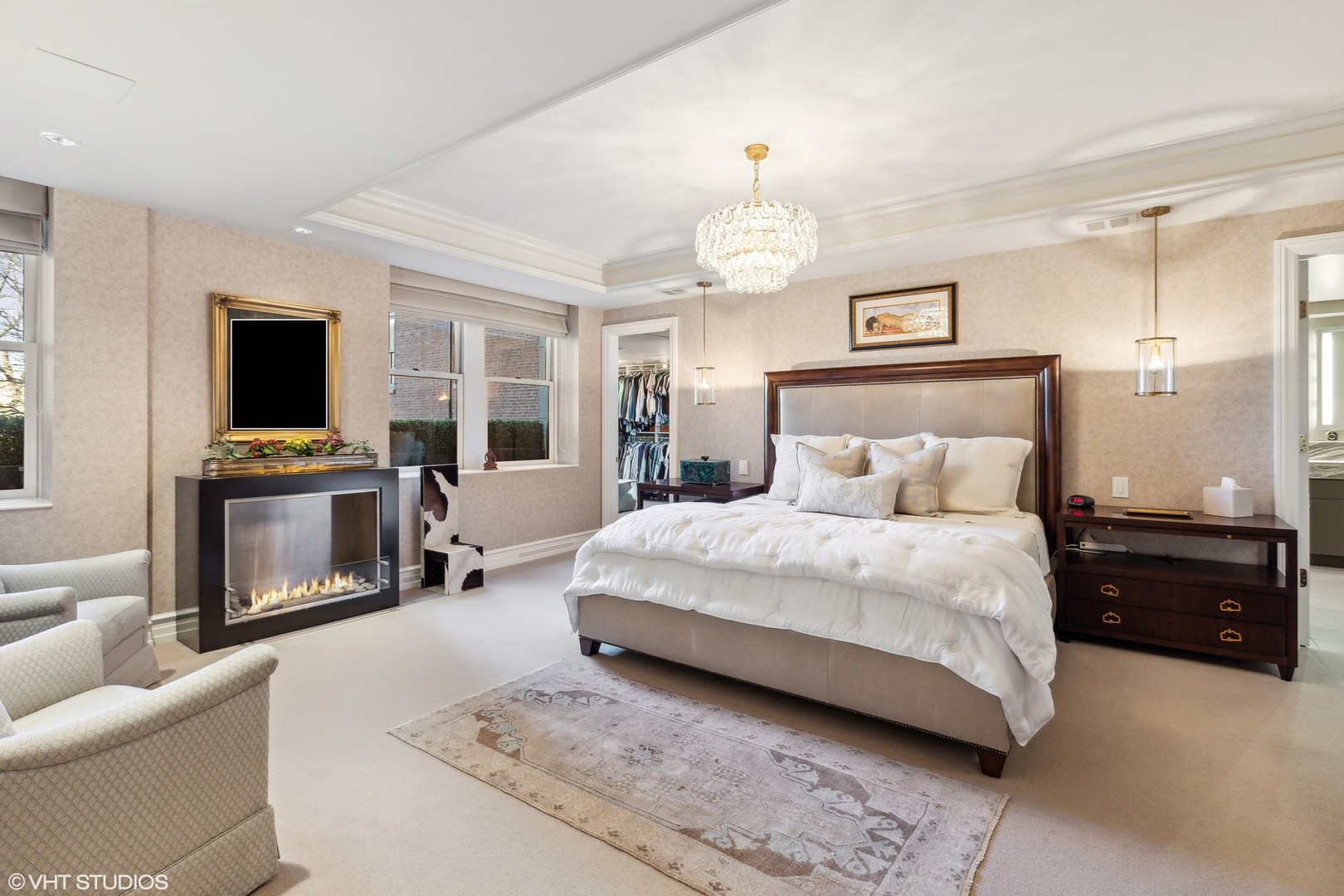 189 E Lake Shore Drive Unit: 2E