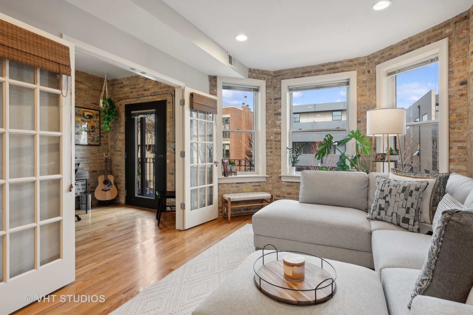 924 N Wolcott Avenue Unit: 2