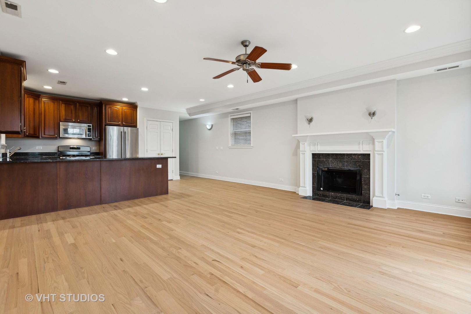 3507 N RETA Avenue Unit: 3