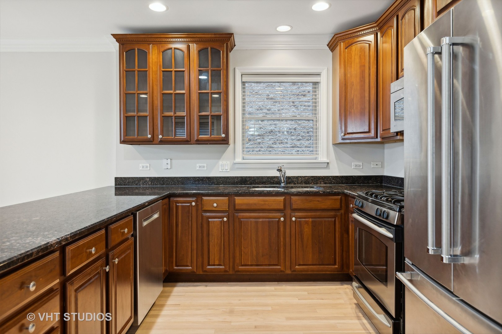 3507 N RETA Avenue Unit: 3