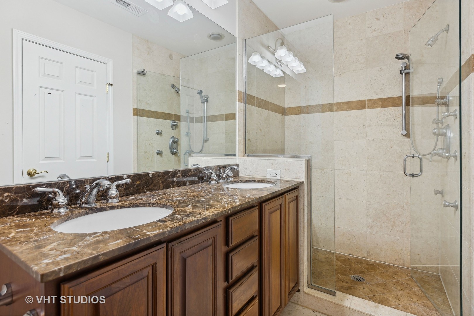 3507 N RETA Avenue Unit: 3