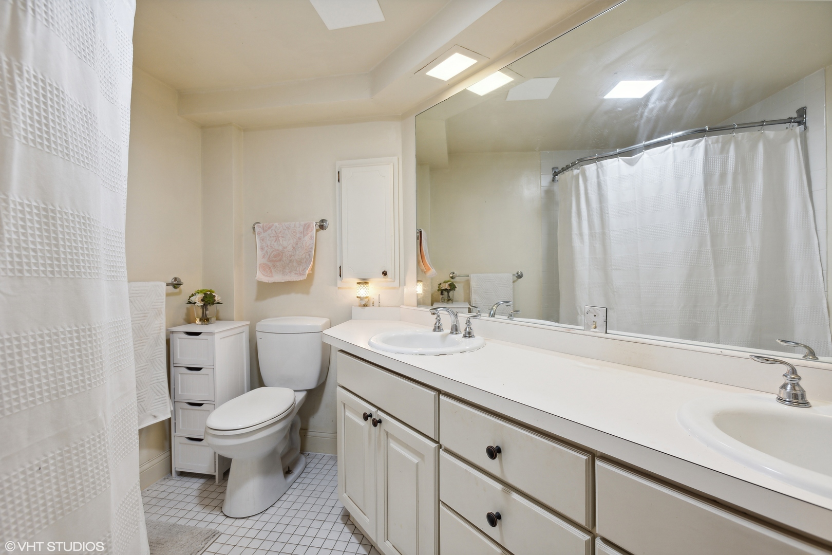 1936 N Lincoln Avenue Unit: GARDEN