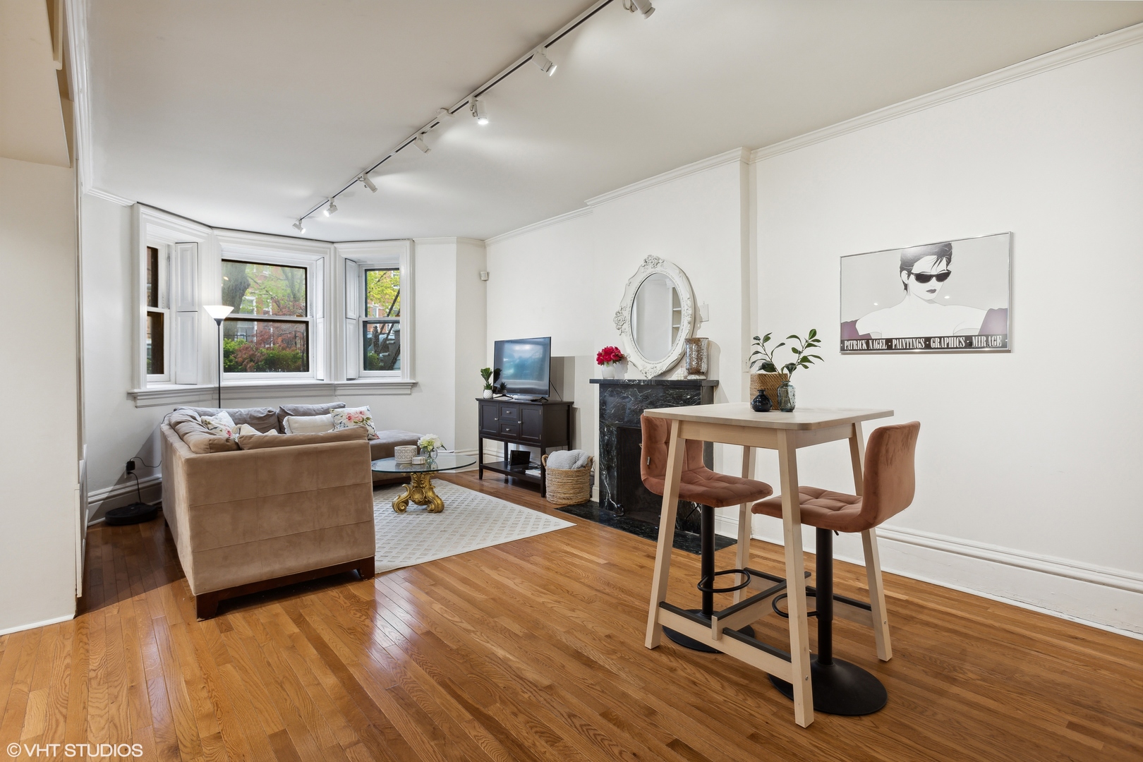 1936 N Lincoln Avenue Unit: GARDEN