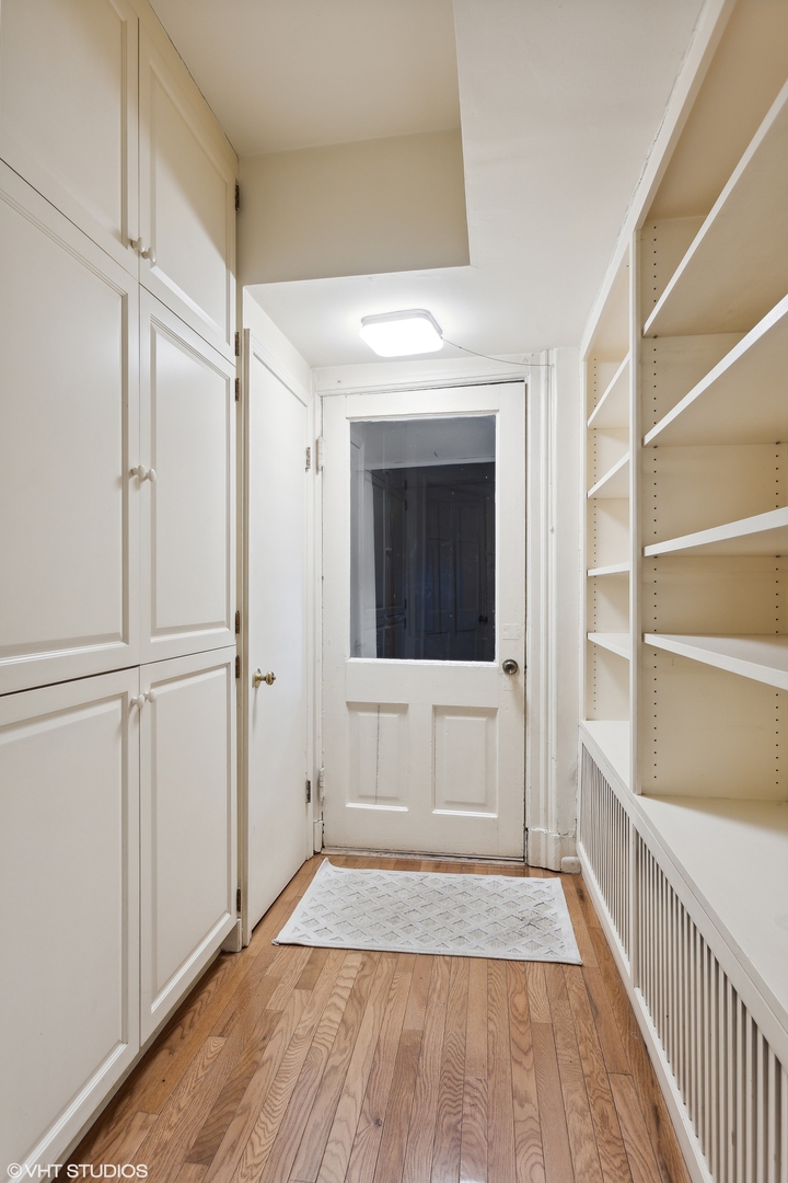 1936 N Lincoln Avenue Unit: GARDEN