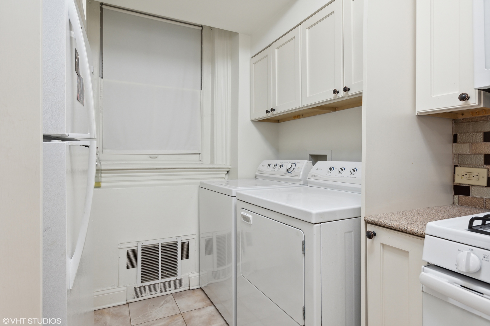 1936 N Lincoln Avenue Unit: GARDEN