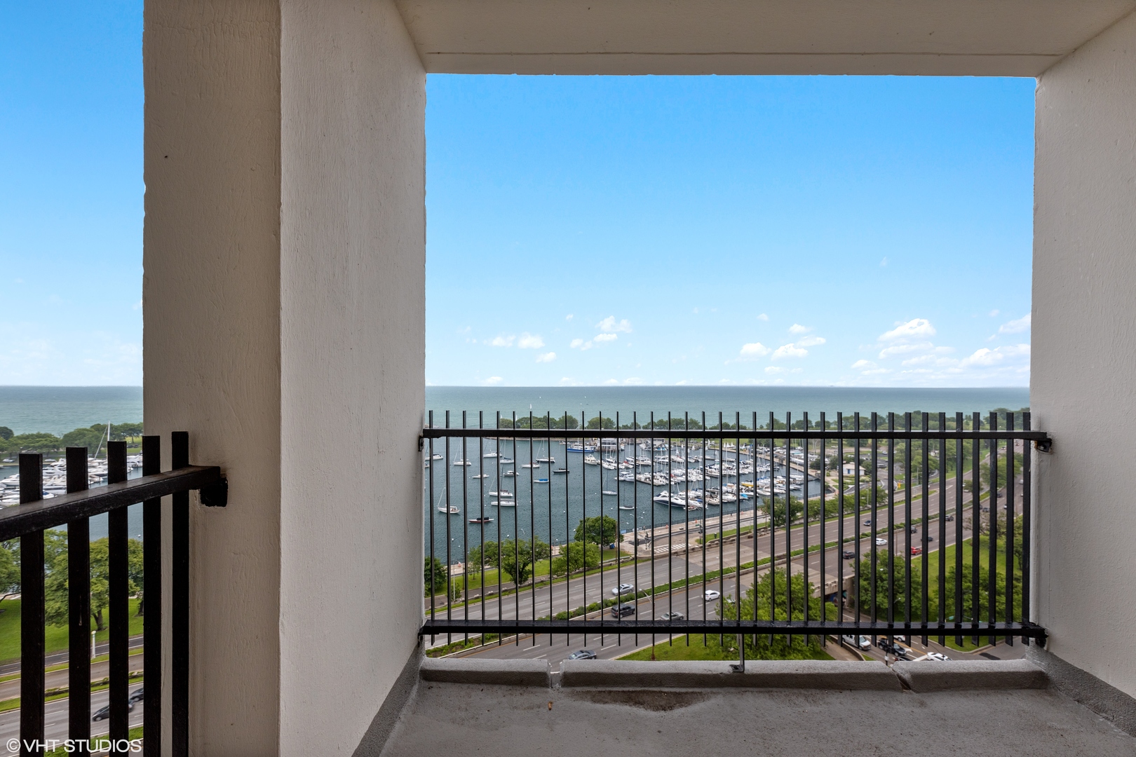3200 N Lake Shore Drive Unit: 1808