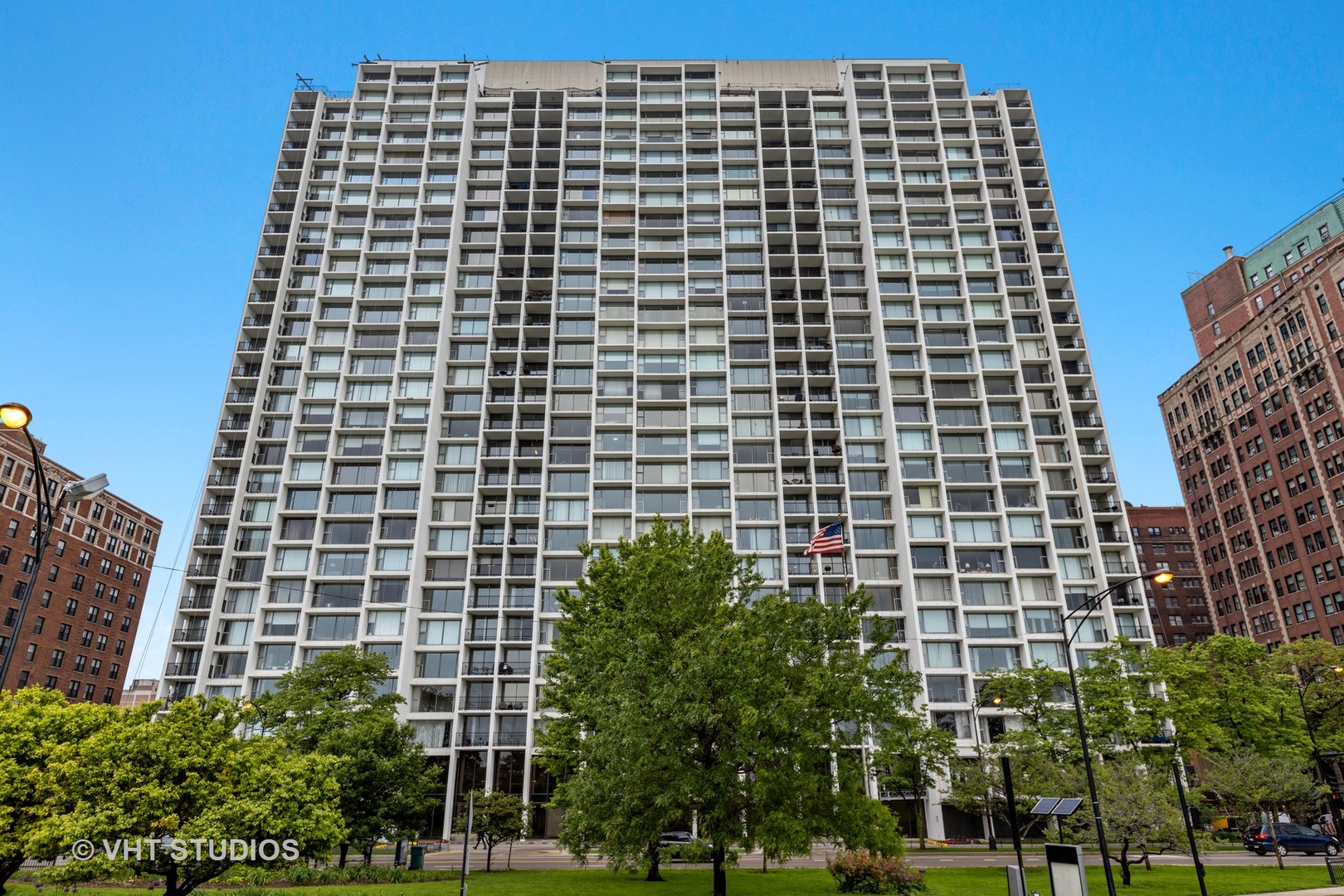3200 N Lake Shore Drive Unit: 1808