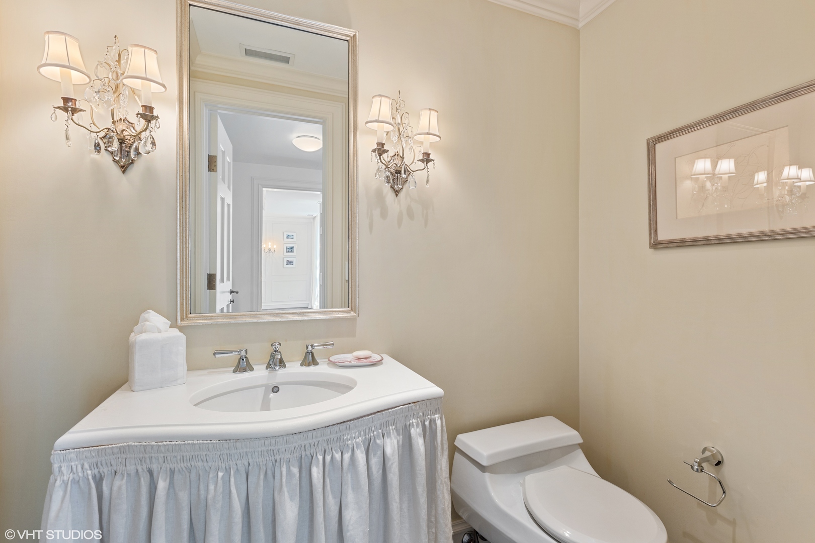 219 E Lake Shore Drive Unit: 8AB